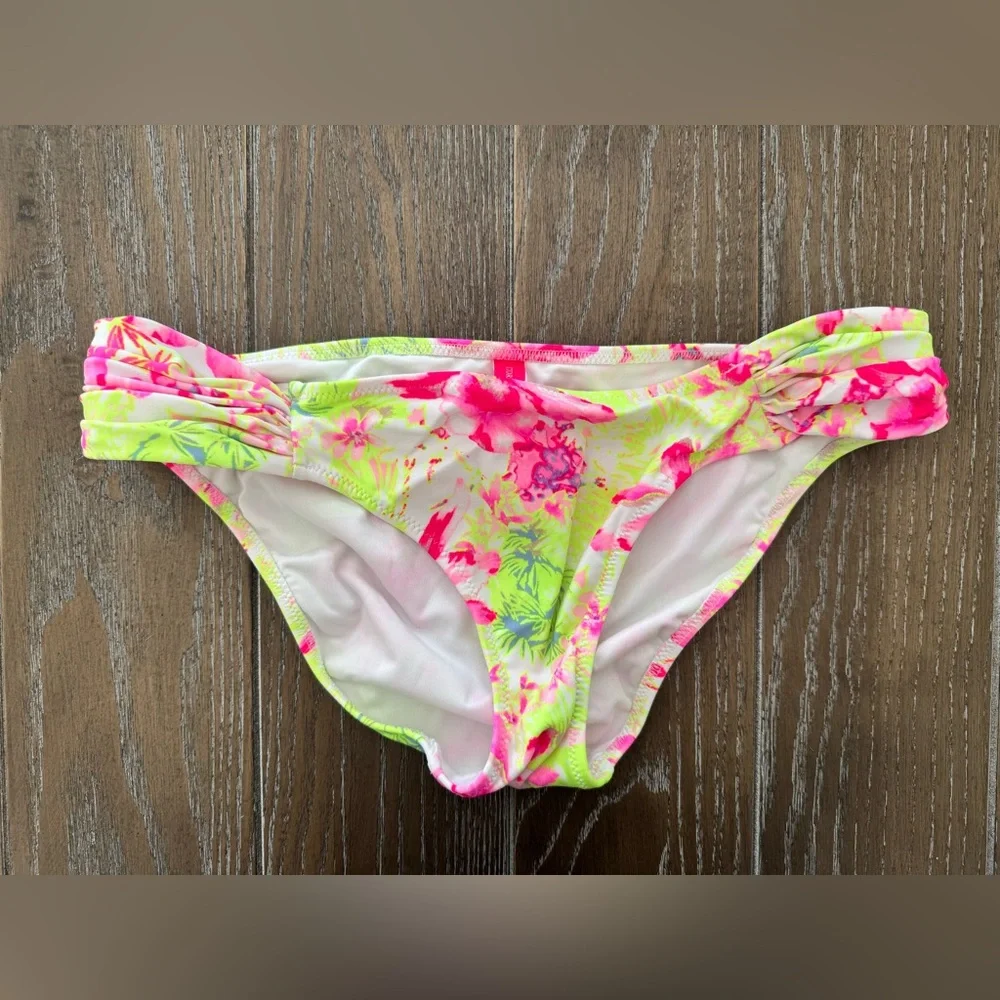 Victoria's Secret Floral Bikini Size Medium - Picture 3 of 6